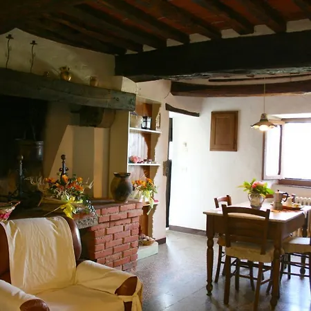 Villa Cegliolo Sleeps 5 Pool Wifi